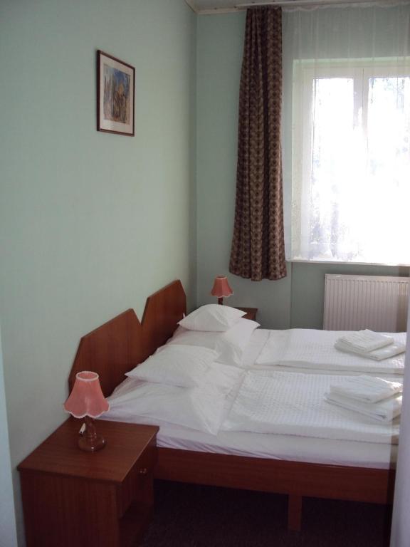 Bed and Breakfast Fuezi Panzio Шопрон Номер фото